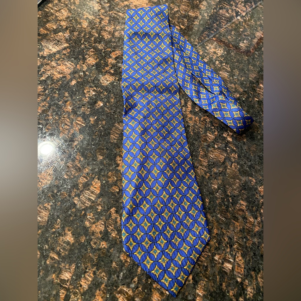Valentino Cravatte Vintage Silk Necktie Diamond Print